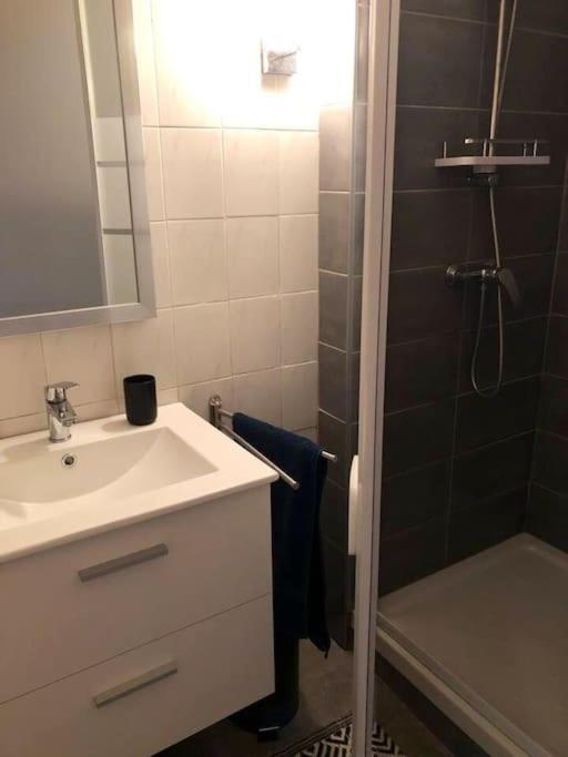 Appart 70M2 T3 Cosy Calme Et Spacieux Idealement Situe Sete Bagian luar foto